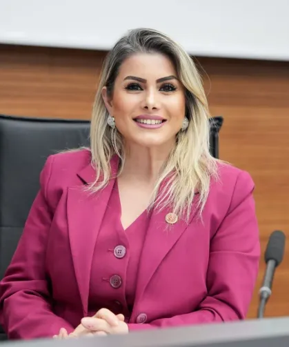 CHP’li Arzu Öktem’den AK Parti ve Sezgin Mumcu’ya Sert Sözler
