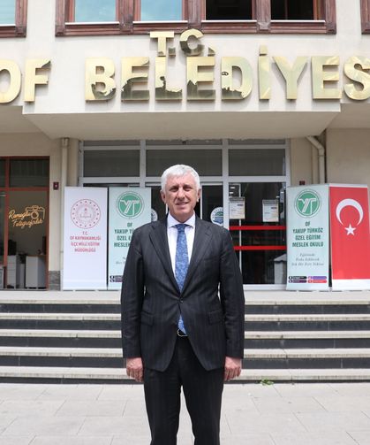 Oflulardan A Milli Futbol Takımı Teknik Direktörü Montella'ya 'Bizdensin' mesajı