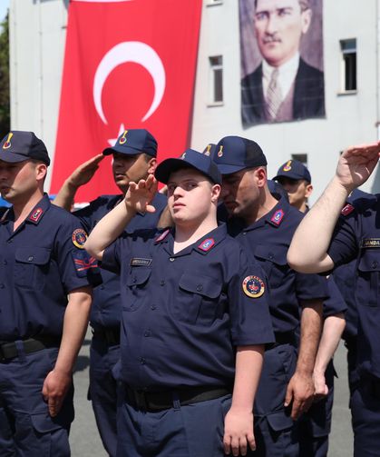 Rize'de engelli gençler temsili askerlik yaptı