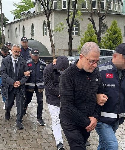 Samsun merkezli rüşvet operasyonunda gözaltına alınan 8 zanlı adliyede