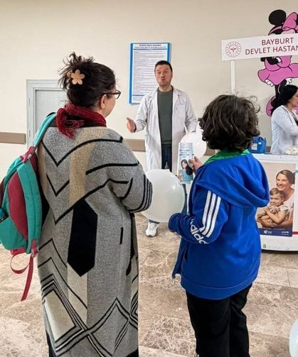 Bayburt'ta hasta yakınlarına aşı bilgilendirmesi yapıldı