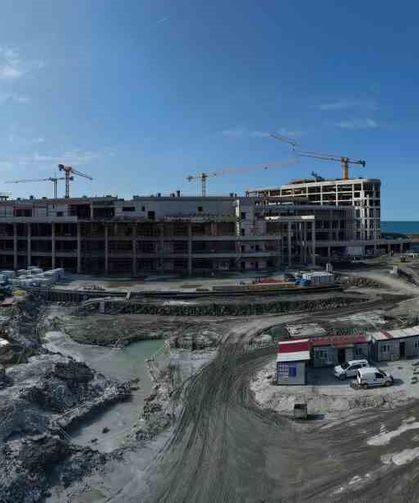 Dev sağlık tesisi hız kesmeden devam ediyor