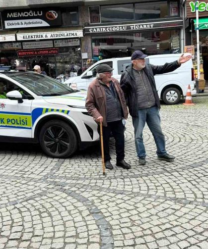 Hastanede bile birbirlerinin ellerini bırakmadılar