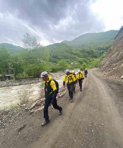 Samsun'da kaybolan 85 yaşındaki vatandaşı arama çalışması başlatıldı