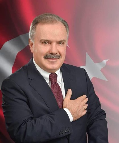 Sürmene’de Borç Polemiği Büyüyor: Eski ve Yeni Başkan Karşı Karşıya