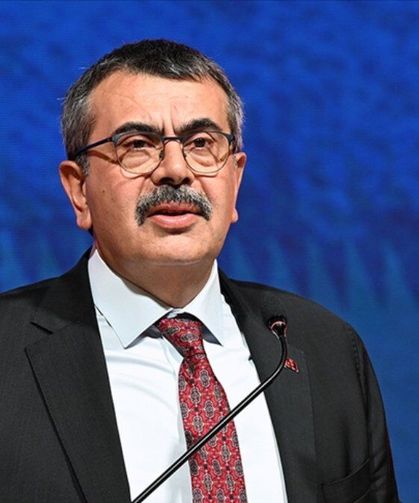 Bakan Tekin Açıkladı: Ara Tatiller Kalkıyor Mu?