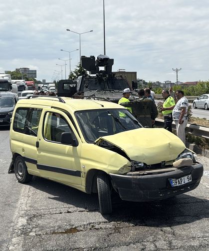 Samsun'da zırhlı polis aracının karıştığı trafik kazasında 1 kişi yaralandı
