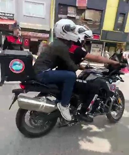 Kimliğini kaybeden adayın imdadına Yunuslar yetişti
