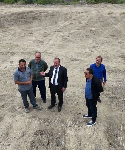 Başkan Tanış’tan Dikkat Çeken Çıkış: "Futbol Sahası Yapmıyoruz, Mücadele Veriyoruz"