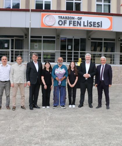 Sinan Yağmur Of’ta Gençlerle Buluştu, Salonlar Doldu Taştı