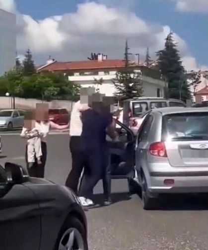 Trafikte aracından inerek sürücüye saldıran şahsa 180 bin TL ceza