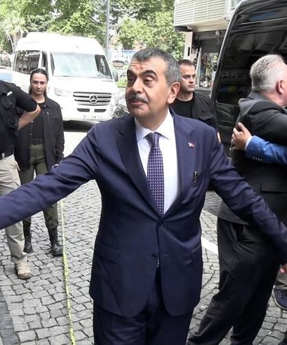 Bakan Tekin: "Haçlı Seferleri kavramını müfredattan çıkardık"