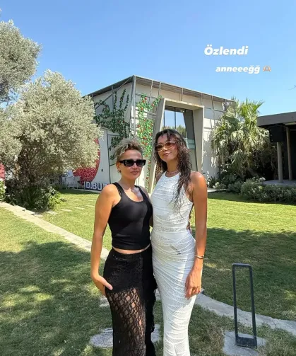 Manifest Üyesi Hilal Yelekçi Annesini Paylaştı: Görenler “Abla Kardeş” Dedi
