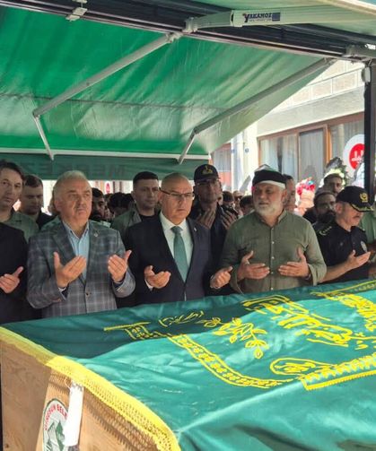 Giresun’da selde hayatını kaybeden Muhammet Abdullah’a son veda