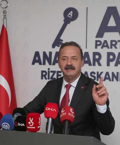 Anahtar Parti Genel Başkanı Ağıralioğlu, Rize'de basın mensuplarıyla bir araya geldi