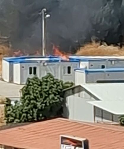 Kopan elektrik tellerinden çıkan kıvılcım yangına neden oldu