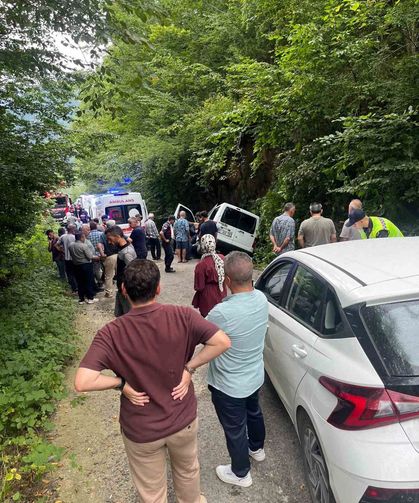 Trabzon'da trafik kazası: 5 yaralı
