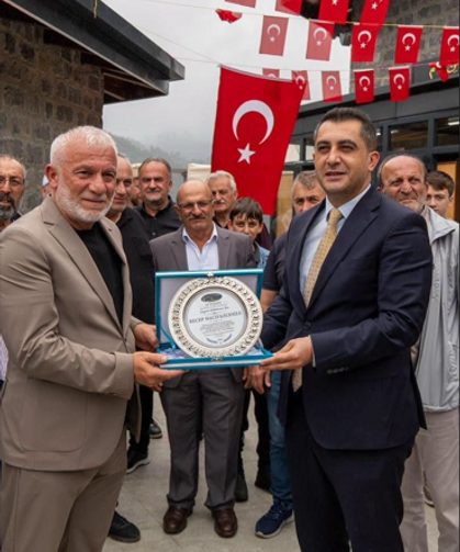 Of Başköy’de Cami, Kütüphane ve Çocuk Parkı Hizmete Açıldı