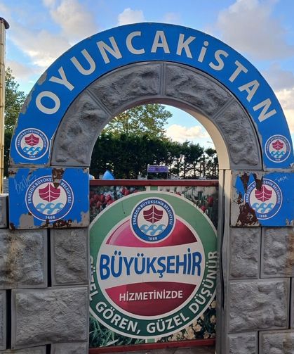Trabzon’un 13 Yıllık Çocuk Parkı Baştan Aşağı Yenileniyor