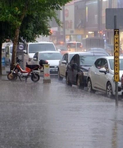 Erzincan ve Bayburt'ta öğleden sonra sağanak bekleniyor