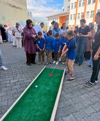 Akçaabat’ta miniklerin yaz tatili sporla geçti