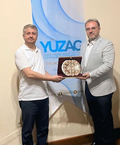 YÜZAG Trabzon’da gençlere ilham veren buluşma: Zafer Ofluoğlu deneyimlerini anlattı