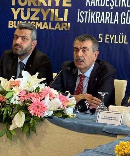Bakan Tekin açıkladı: Okullarda ilk hafta milli birlik etkinlikleri yapılacak