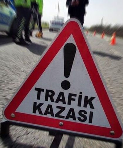 Giresun’da İki Otomobil Çarpıştı: 2 Kişi Yaralandı