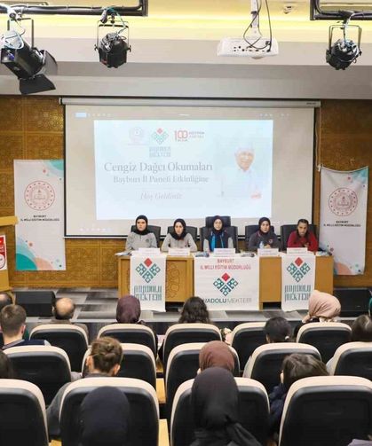 Bayburt'ta Cengiz Dağcı il paneli düzenlendi