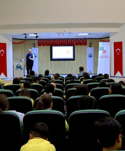 Bayburt'ta öğrencilere iklim değişikliği eğitimi verildi