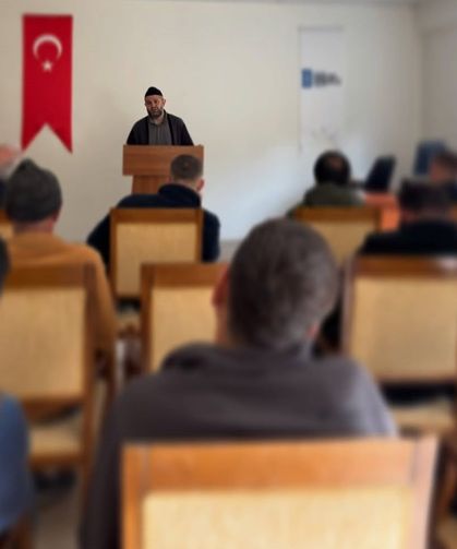 Bayburt'ta yükümlülülere sorumluluk ve yardımlaşma semineri
