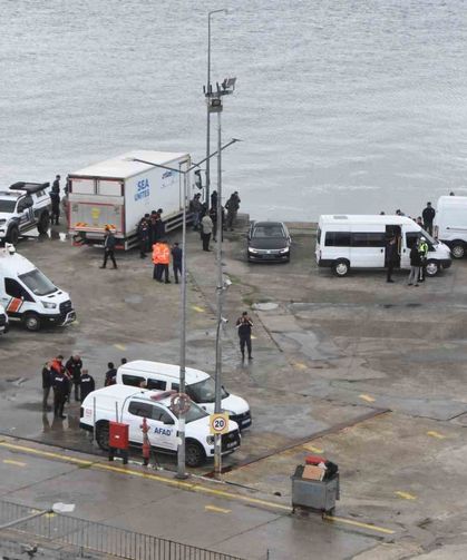 Denizde bulunan polisin cansız bedeni kıyıya getirildi