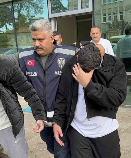 Sosyal medyada tanıştığı kişilerin tuzağına düştü: 300 bin liralık kredi çektirip gasp ettiler