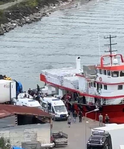Trabzon açıklarındaki balıkçı teknesinde iş kazası: 1'i ağır 4 yaralı