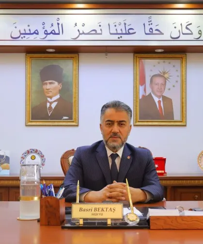 Bayburt İl Müftüsü Basri Bektaş görevine başladı