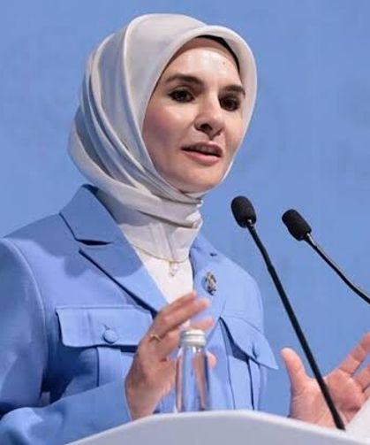 Bakan Göktaş: 'Ümit Özlale, Cemal Enginyurt ve Ali Mahir Başarır hakkında suç duyurusunda bulundum'