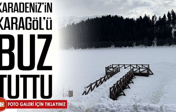Şavşat Karagöl buz tuttu, ziyaretçiler göl üzerinde yürüdü