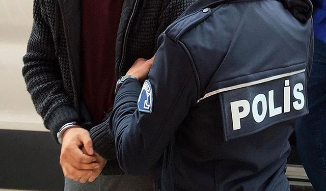 Kaçak kazı yapan 4 şahıs jandarmaya yakalandı