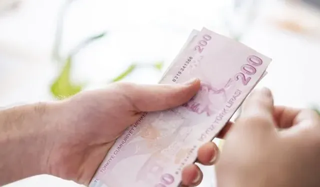 2026 Asgari Ücret Zammı İçin İlk Tahmin Geldi! Rakamlar Dudak Uçuklattı