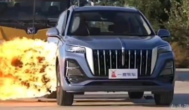 Çin Devlet Başkanı'nın Elektrikli SUV'su Ateş Topu Testinden Sağlam Çıktı!