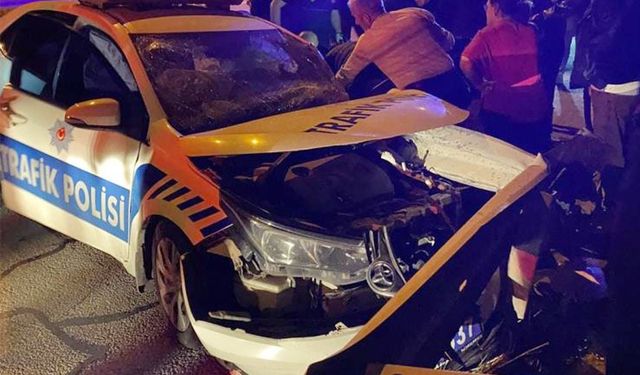 Giresun Espiye’de Kaçan Şüpheli Aracı Takip Eden Polis Aracı Kontrolden Çıkarak Kaza Yaptı