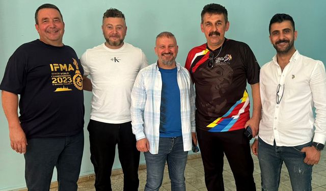 Trabzon'dan Dünya Muaythai Sahnesine İki Profesyonel Hakem: Davulcu ve Kazaz
