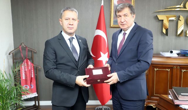 MHP Trabzon İl Başkanı Ömer Ayar'dan TİSKİ Genel Müdürü İbrahim Kul'a Hayırlı Olsun Ziyareti
