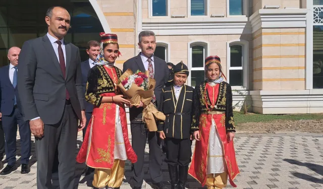 Vali Ergün Ardanuç'ta! Güvenlikten Altyapıya Her Şeye Göz Attı!