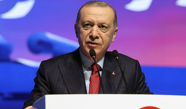 Cumhurbaşkanı Erdoğan, Gerçek Aşkı Tanımladı: "Aşk, Sevdiğinde Yok Olmaktır"