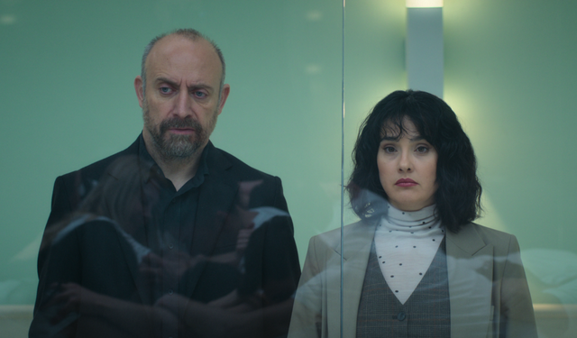 Halit Ergenç'in Yeni Dizisi "Adsız Aşıklar" Netflix'te Yayınlanmaya Başlıyor!