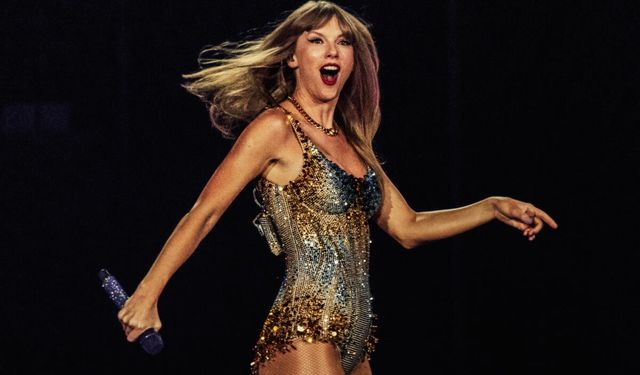 Taylor Swift’in Eras Tour'u Tarihe Geçti: 2 Milyar Dolarlık Müzik Efsanesi