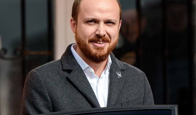 Bilal Erdoğan'dan Kıyafet Yargılarına Tepki: "Daha Rahat Ama Yobaz Olarak Etiketleniyorsun"