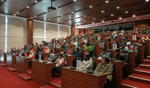 Eğitimlerini Trabzon’da Sürdüren Yabancı Üniversite Öğrencileri Birlik Oldu; ‘Dünya Beşten Büyüktür’