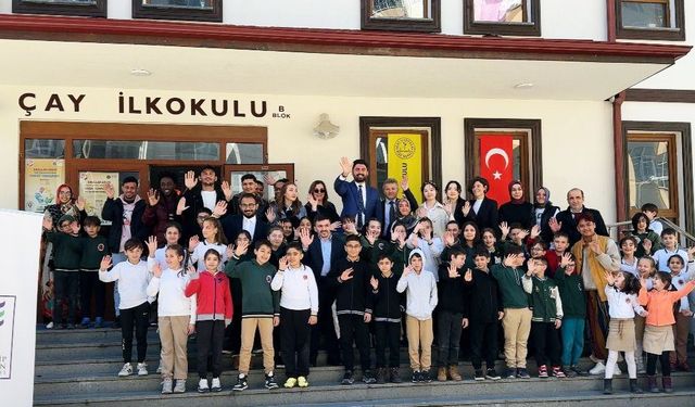 RTEÜ’lü Uluslararası Öğrencilerden Örnek Proje! Çay İlkokulu’nda Kültürel ve Dil Köprüsü